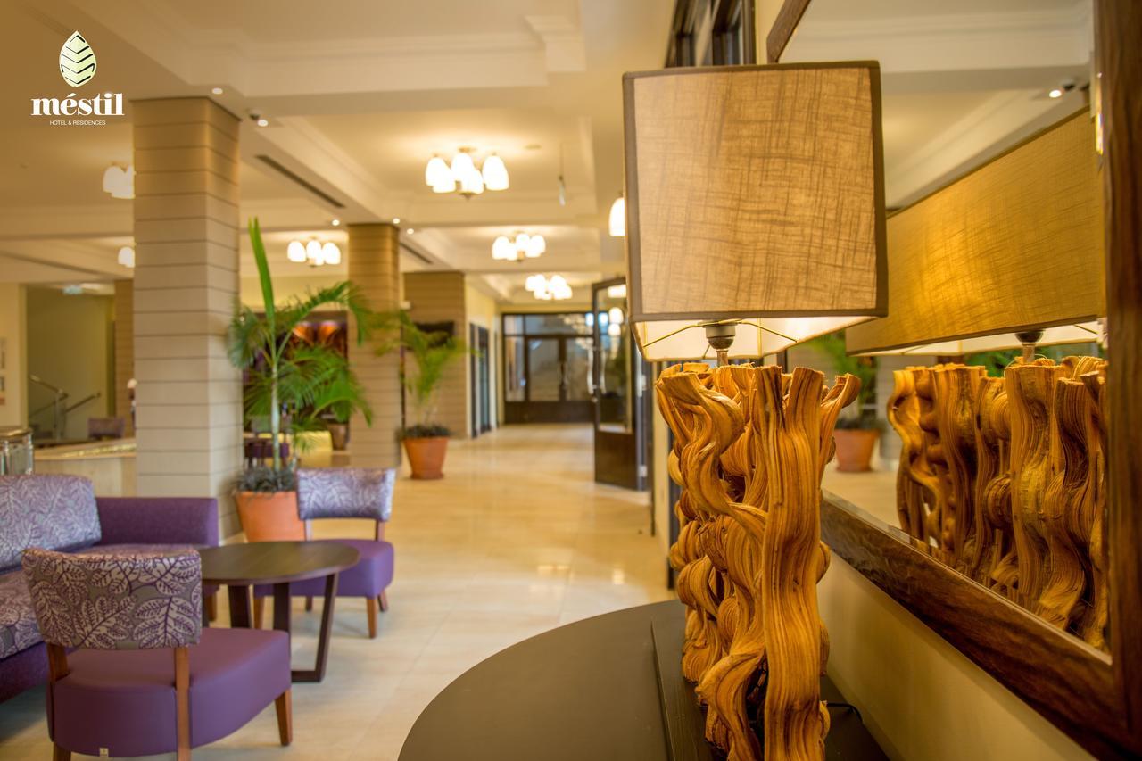 Mestil Hotel & Residences Kampala Exteriér fotografie
