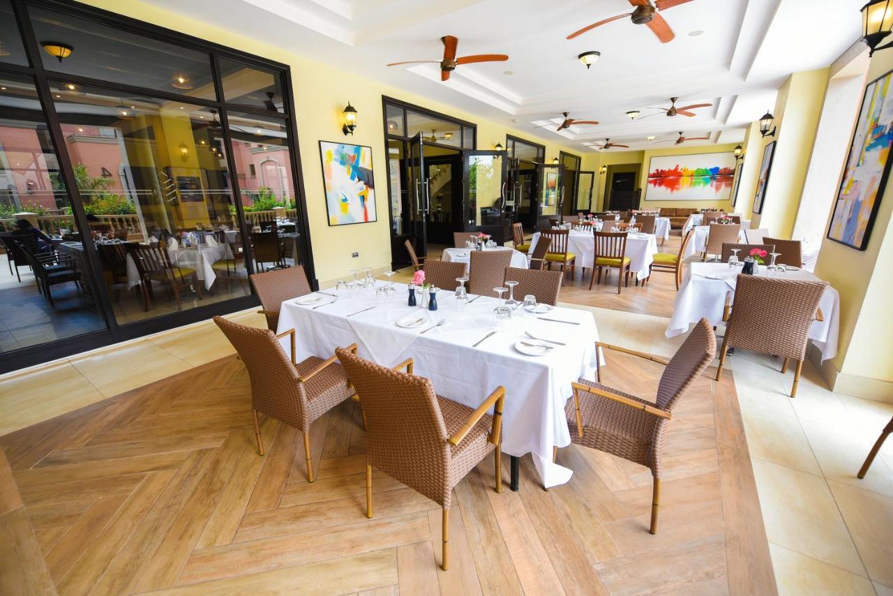 Mestil Hotel & Residences Kampala Exteriér fotografie