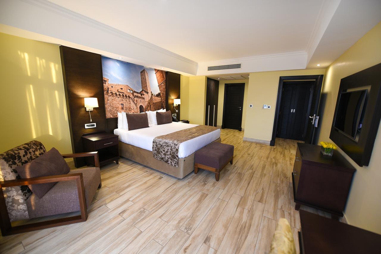 Mestil Hotel & Residences Kampala Exteriér fotografie