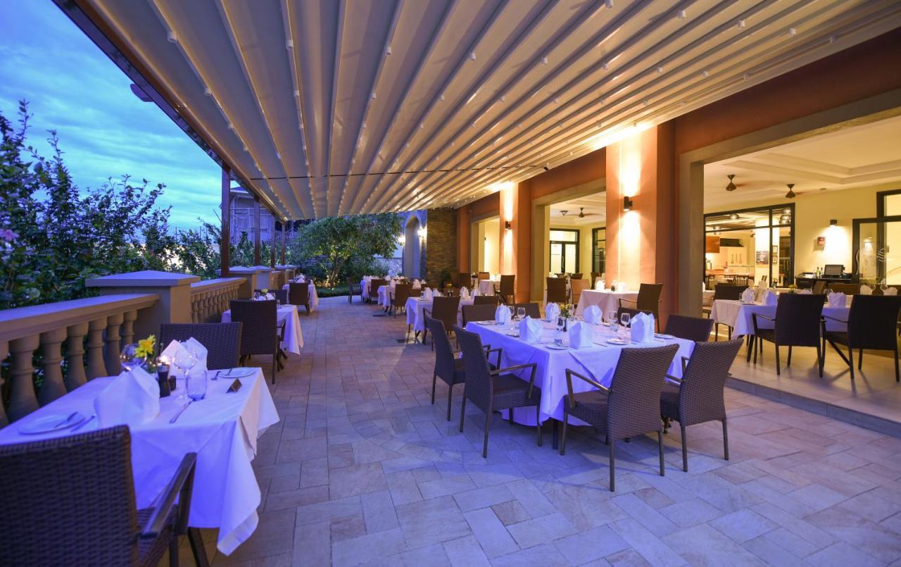 Mestil Hotel & Residences Kampala Exteriér fotografie